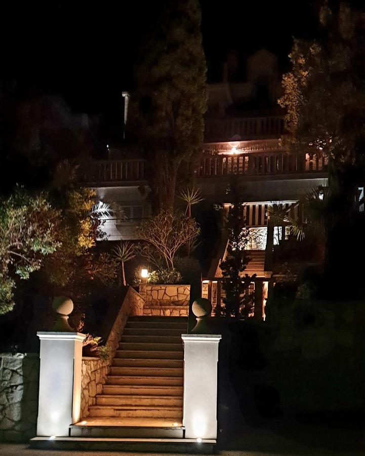 Villa Jade Apartments Front Row Sea View - Walk To Korcula Old Town Medvinjak Εξωτερικό φωτογραφία
