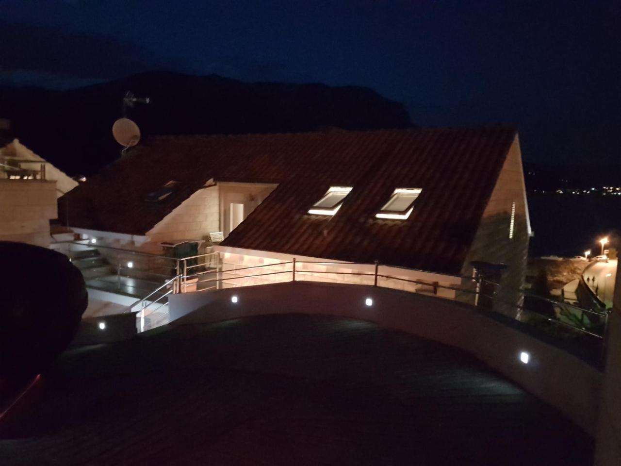 Villa Jade Apartments Front Row Sea View - Walk To Korcula Old Town Medvinjak Εξωτερικό φωτογραφία