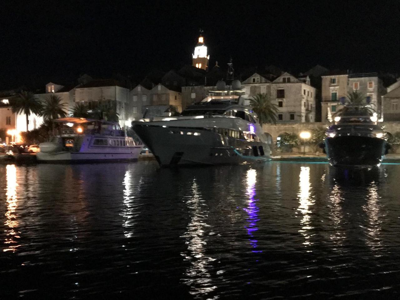 Villa Jade Apartments Front Row Sea View - Walk To Korcula Old Town Medvinjak Εξωτερικό φωτογραφία